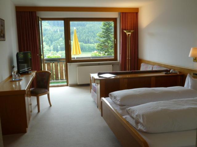 Hotel Schauinsland Бад Петерстал-Грисбах Екстериор снимка